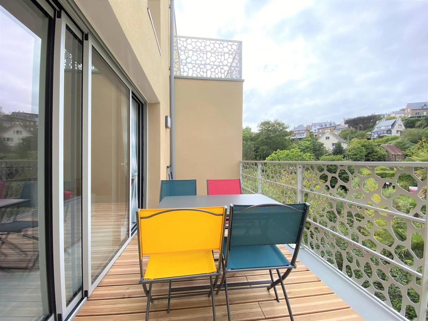 Avec Balcon Terrasse A - Ref 844