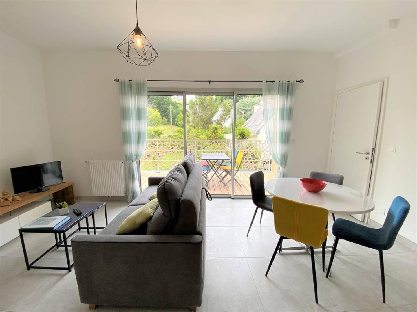 Avec Balcon Terrasse A - Ref 844 Appartement *