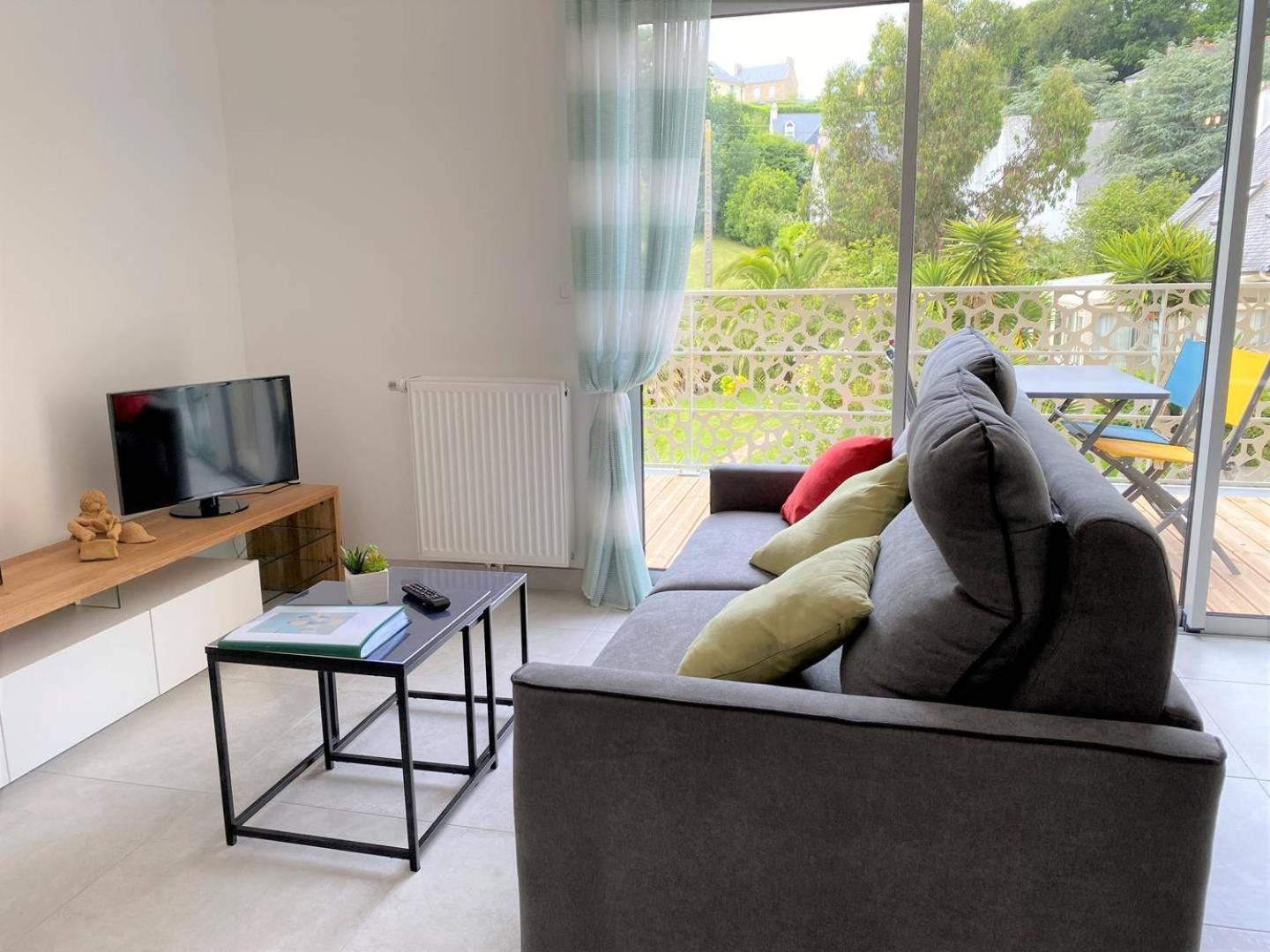 Avec Balcon Terrasse A - Ref 844 Appartement